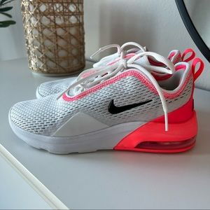 Nike Air Max Motion 2